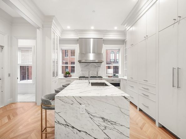 352 Marlborough Street, Boston MA 02115