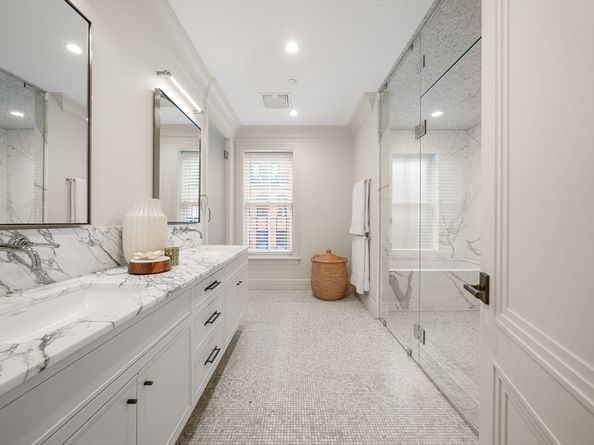 352 Marlborough Street, Boston MA 02115