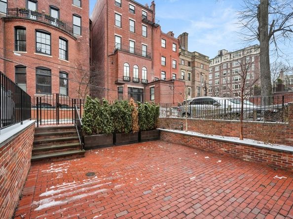 352 Marlborough Street, Boston MA 02115