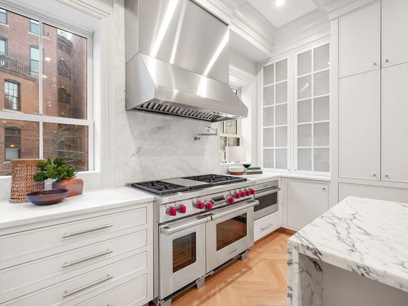 352 Marlborough Street, Boston MA 02115