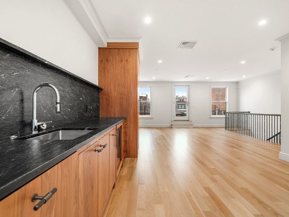 352 Marlborough Street, Boston MA 02115