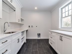 93 Walpole Street, Dover MA 02030