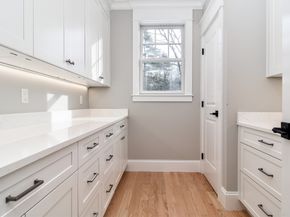 93 Walpole Street, Dover MA 02030