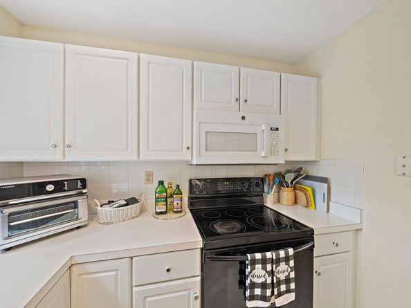 501 Auburn St 404, Whitman MA 02382