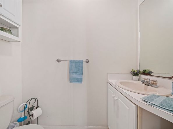 501 Auburn St 404, Whitman MA 02382