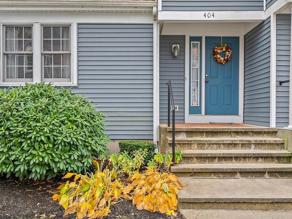 501 Auburn St 404, Whitman MA 02382