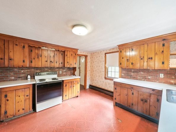 764 First Parish Rd, Scituate MA 02066