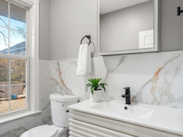 10 Washington Park, Newton MA 02460