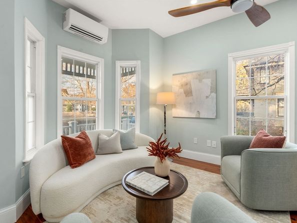 10 Washington Park, Newton MA 02460