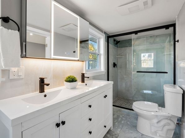 10 Washington Park, Newton MA 02460