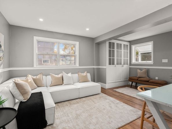 10 Washington Park, Newton MA 02460