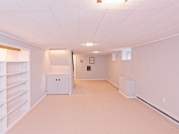 1 Brookvale Rd, Framingham MA 01701