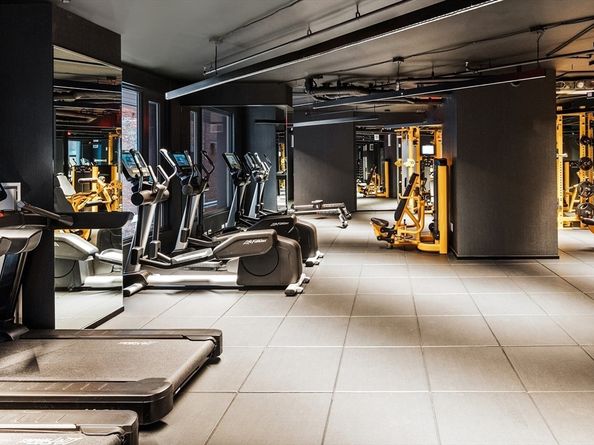 55 Lagrange St 1703, Boston MA 02116