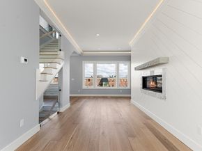 308 Newton Street 1F, Waltham MA 02453