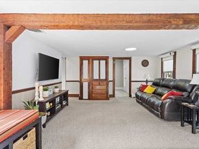78 Highland St, Holden MA 01520