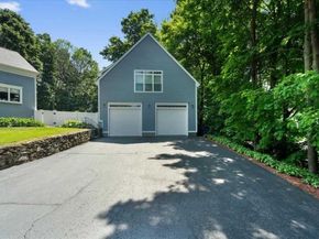78 Highland St, Holden MA 01520