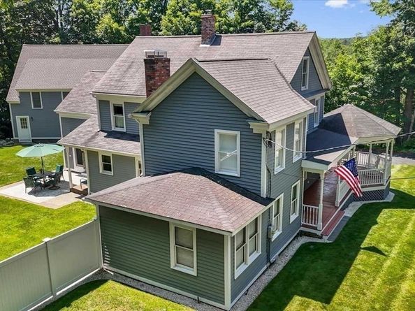 78 Highland St, Holden MA 01520