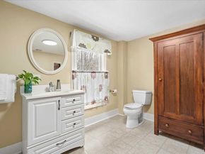 78 Highland St, Holden MA 01520