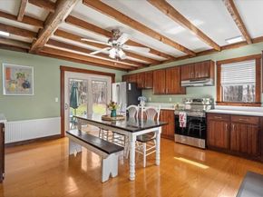78 Highland St, Holden MA 01520