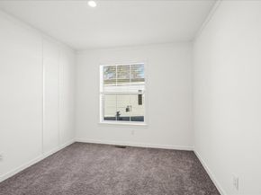 19 Pinrock Drive, Sturbridge MA 01566