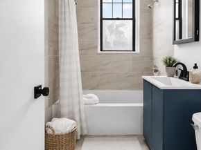 370 Chestnut Hill 3, Boston MA 02135