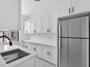 370 Chestnut Hill 3, Boston MA 02135