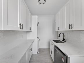 370 Chestnut Hill 3, Boston MA 02135
