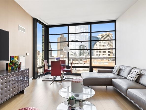 580 Washington St PH5, Boston MA 02111