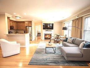 1 Lenox St 102, Norwood MA 02062