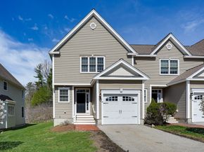 27 Autumn Ln 27, Northborough MA 01532