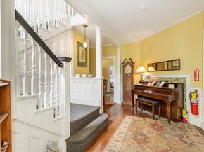 28 Eastern Point Rd, Gloucester MA 01930