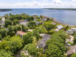 28 Eastern Point Rd, Gloucester MA 01930