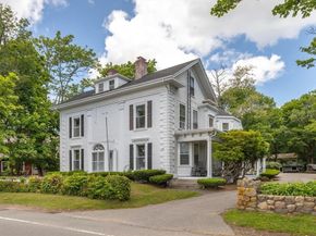 28 Eastern Point Rd, Gloucester MA 01930