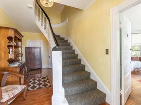 28 Eastern Point Rd, Gloucester MA 01930