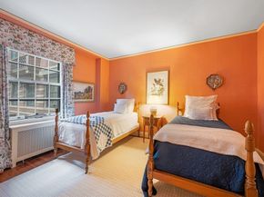 101 Chestnut Street E, Boston MA 02108