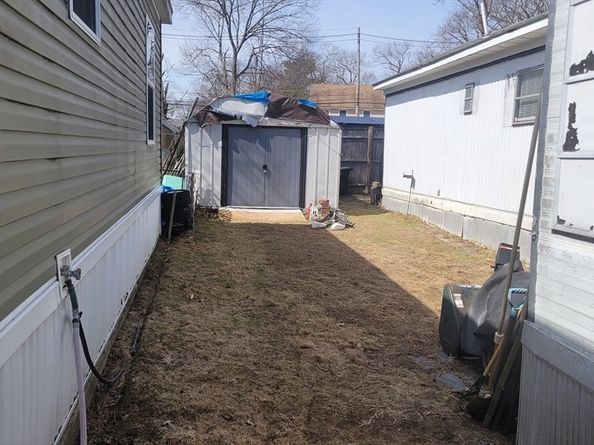 41 Pine Street 49, Peabody MA 01960