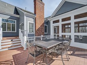 7 S Barn Rd, Hopkinton MA 01748