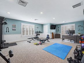 7 S Barn Rd, Hopkinton MA 01748