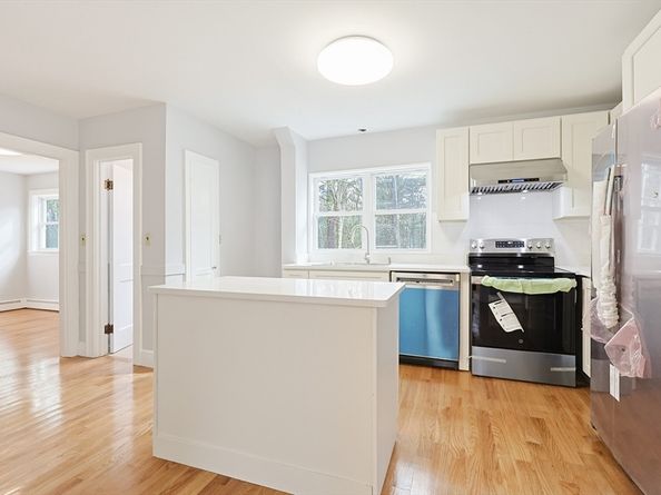 234 York St, Canton MA 02021