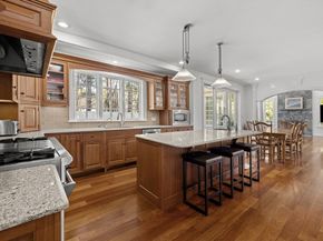 3 Knollcrest Farm Ln, Sherborn MA 01770