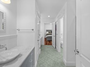 3 Knollcrest Farm Ln, Sherborn MA 01770