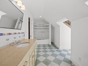 3 Knollcrest Farm Ln, Sherborn MA 01770