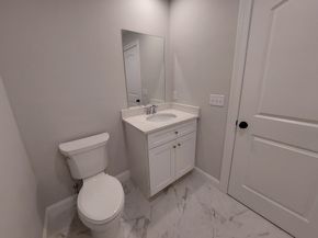 20B Crownshield, Uxbridge MA 01569