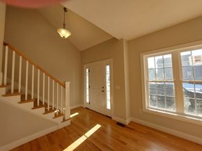 20B Crownshield, Uxbridge MA 01569