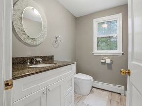 77 Highland Rd, Abington MA 02351