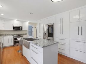 77 Highland Rd, Abington MA 02351