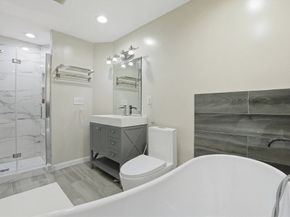 77 Highland Rd, Abington MA 02351