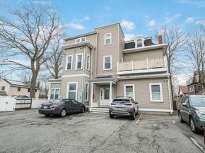 39 Chestnut St 2C, Stoneham MA 02180