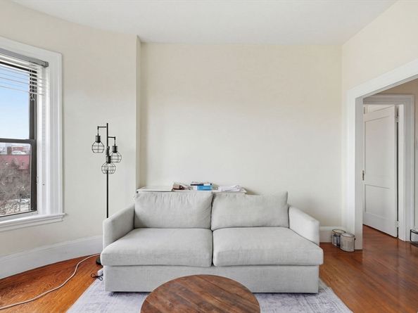 386 Commonwealth Ave 61, Boston MA 02215