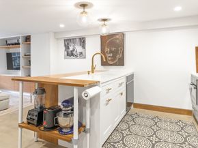 33 Worcester St 1, Boston MA 02118